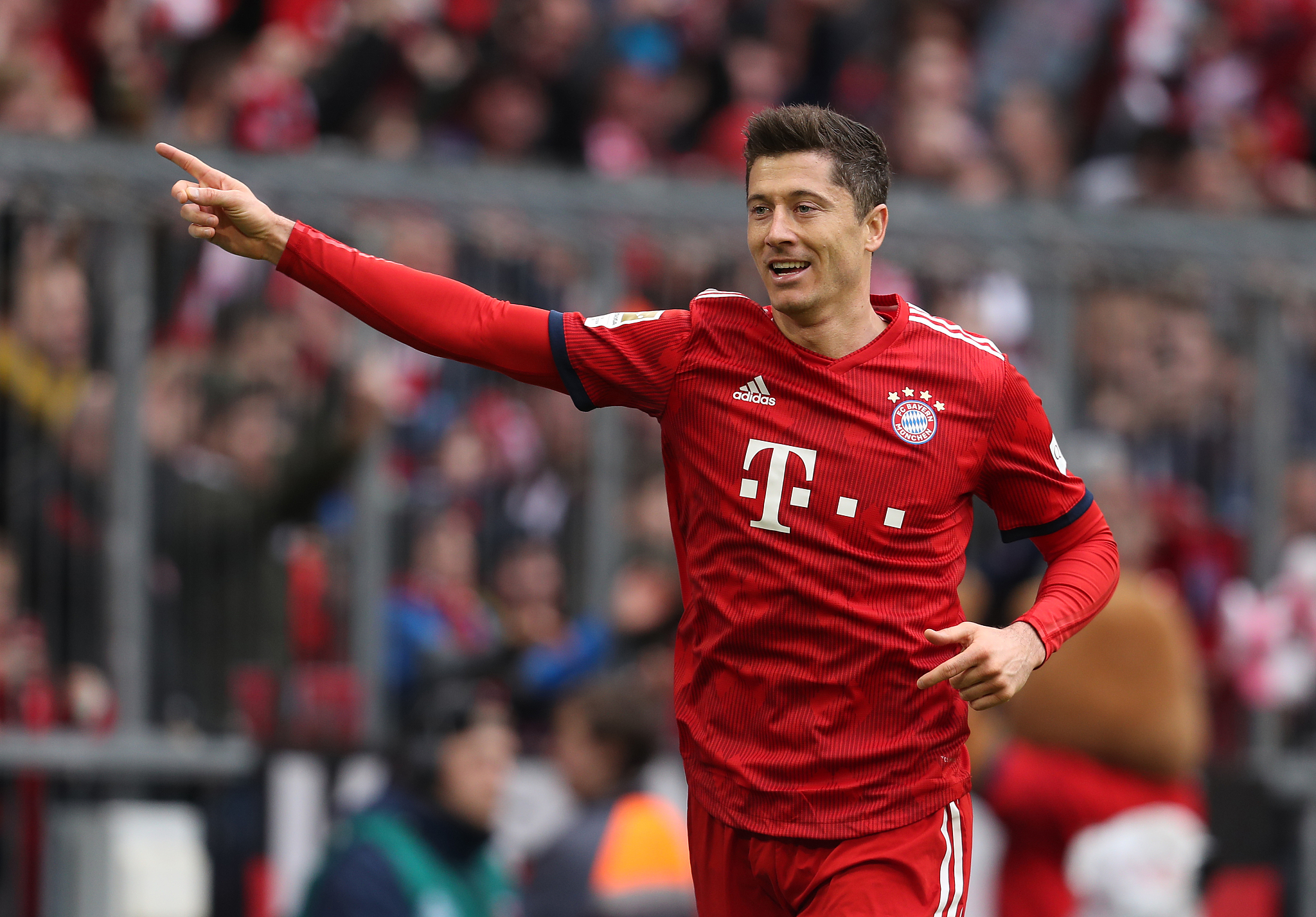 斯基拉：如果比萨买断阿金桑米罗，国米有权700万欧进行回购（斯基拉：比萨若买断阿金桑米罗，国米享有700万欧回购权）