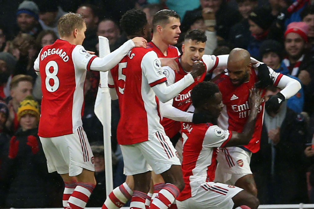 德容：要以世界杯能夺冠心态参加这项赛事，我们也相信这一点（德容：以世界杯夺冠的信念参加这项赛事，我们坚信能做到）