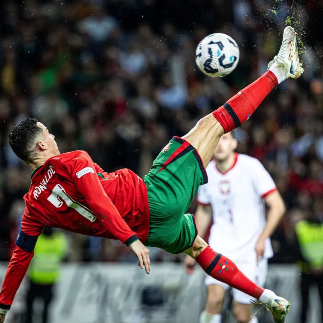 每体：库尔图瓦效力马竞时巴萨想签他，提交到技术部门后被否决（每体：库尔图瓦在马竞期间巴萨曾想引进，但经技术部门评估后被否决）