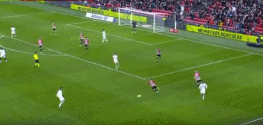 罗马公布战米兰名单：迪巴拉、多夫比克在列，弗格森伤缺（罗马公布战米兰大名单：迪巴拉、多夫比克入选，弗格森因伤缺阵）