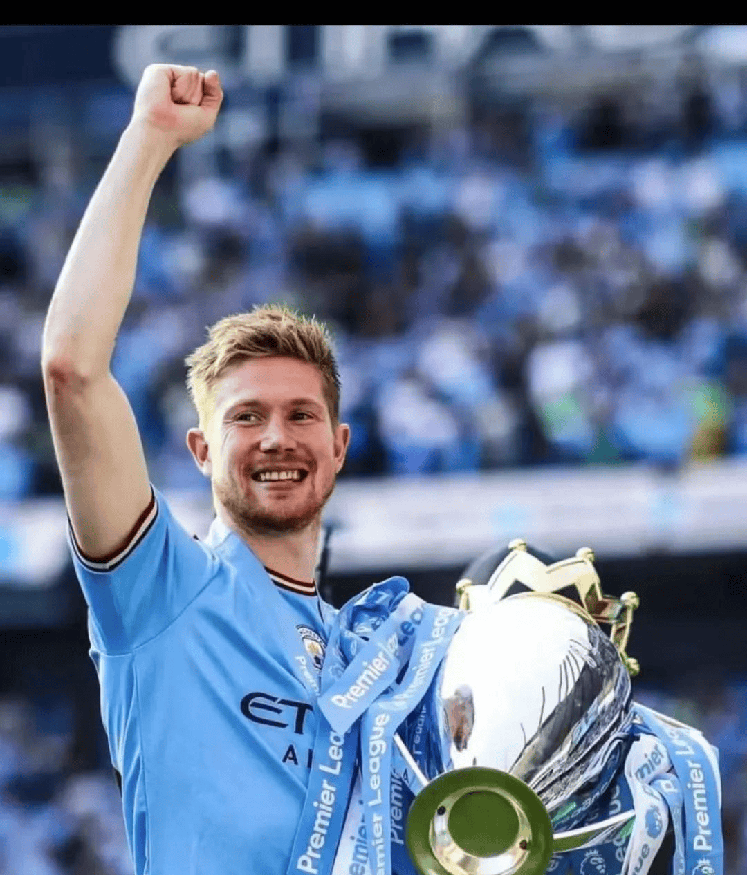 坐镇中场，指挥调度🪄让我们一起继续创造新的历史⭐（掌控中场，运筹帷幄🪄携手续写全新辉煌⭐）