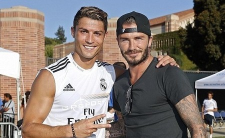 图片报：罗伊斯即将与洛杉矶银河续约至2027年底（《图片报》称：罗伊斯将与洛杉矶银河续约，合同至2027年底）