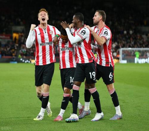 NBA球员数据统计：助攻、得分、篮板排行,（NBA球员榜单：得分、助攻与篮板统计）