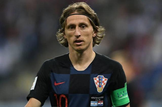 篮球火箭主力后卫被评为月最佳球员（火箭队首发后卫当选本月最佳球员）